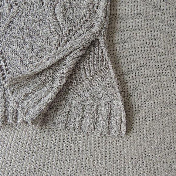 NWOT Crochet tank tunic with side slits - Picture 7 of 9